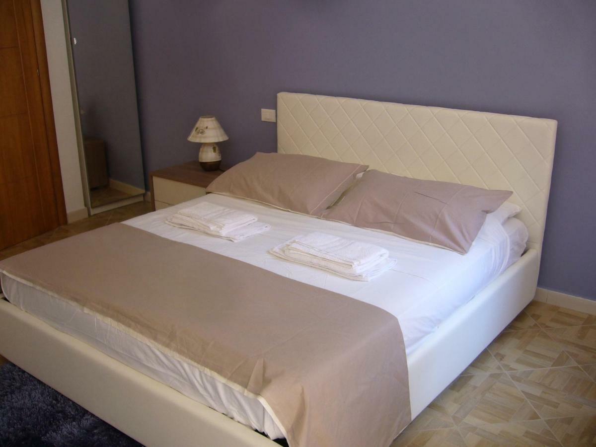 Casaleo Hotel Campofelice di Roccella Kültér fotó