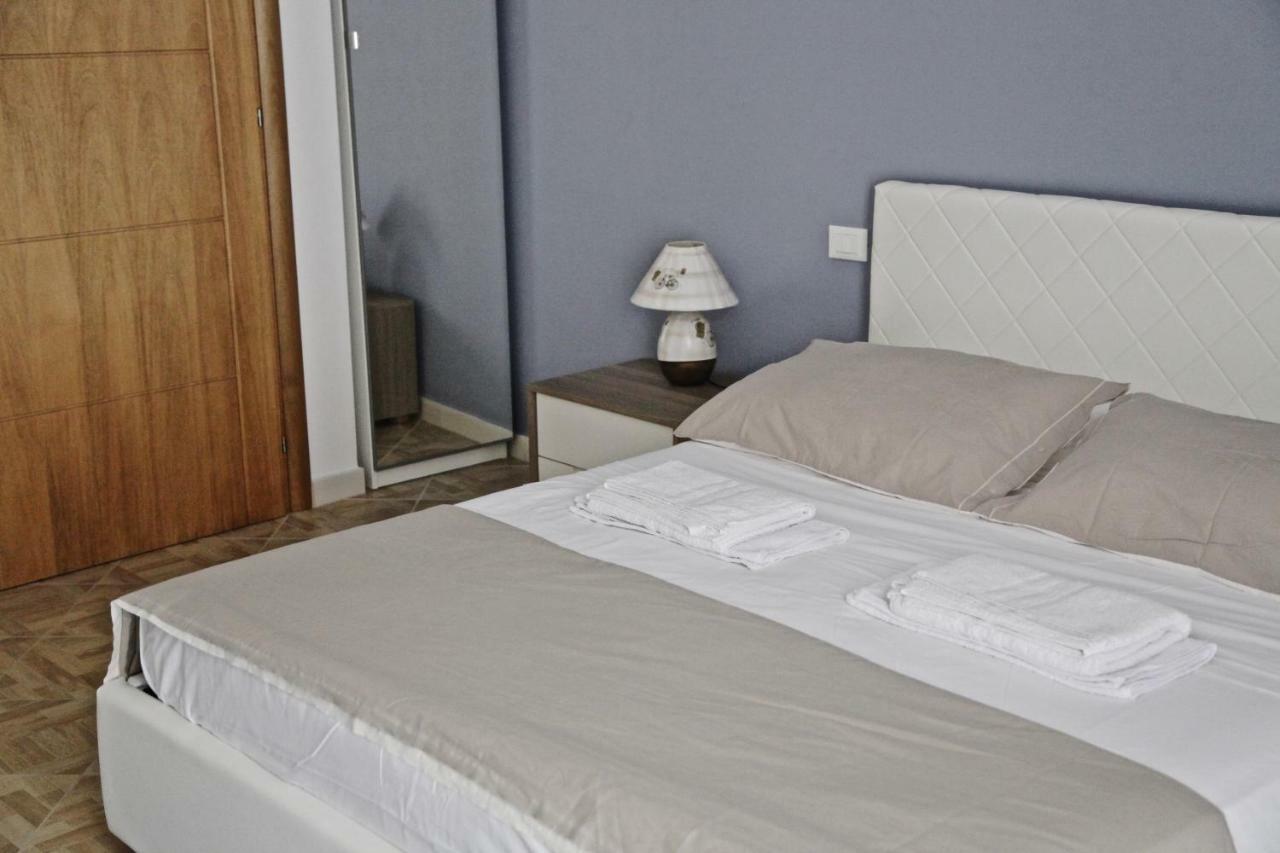 Casaleo Hotel Campofelice di Roccella Kültér fotó