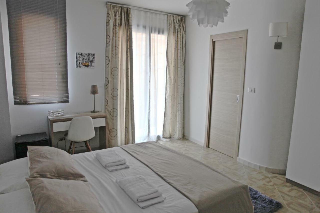Casaleo Hotel Campofelice di Roccella Kültér fotó