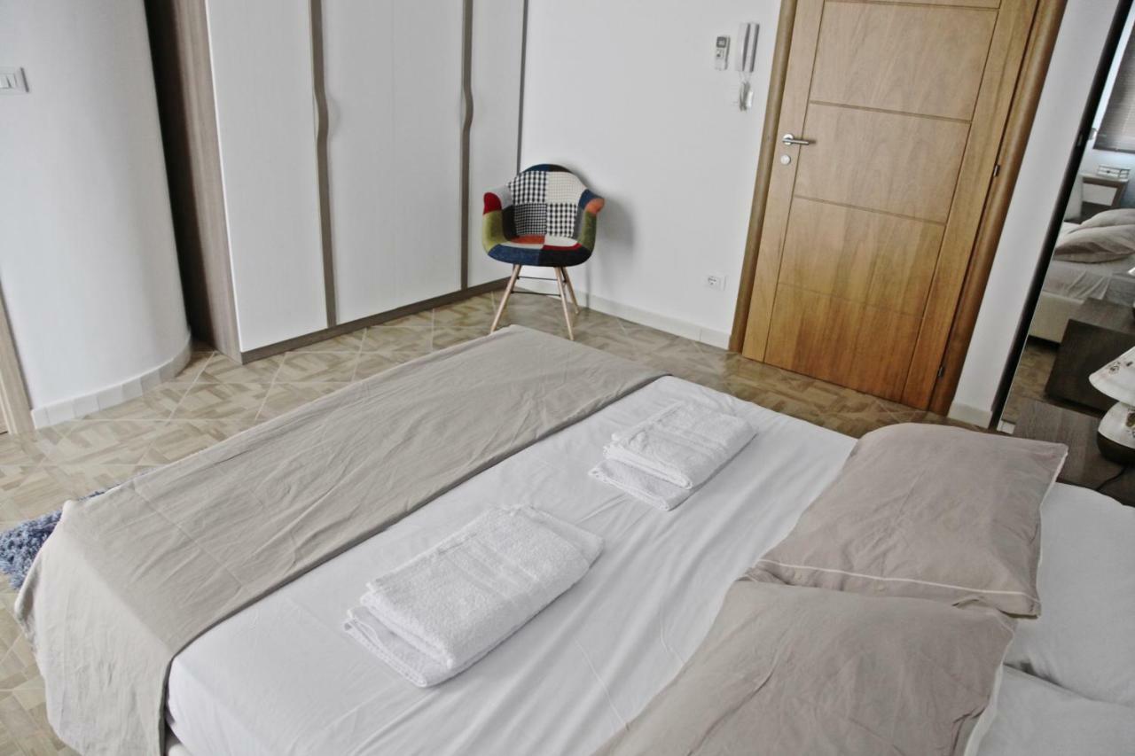 Casaleo Hotel Campofelice di Roccella Kültér fotó